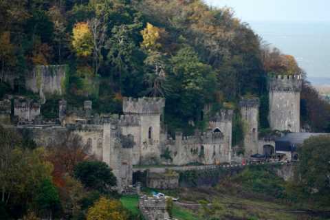 I’m A Celebrity leaves Gwrych Castle locals furious after blocking paths and banning access for..