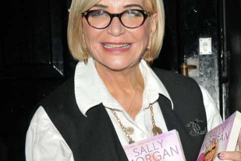 Celebrity psychic Sally Morgan says she fears for the Queen after pulling out of Remembrance Sunday ..