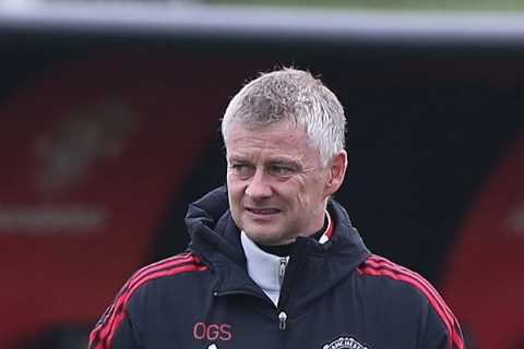 Solskjaer refusing to quit Man Utd ahead of crunch run of games despite senior stars losing faith..