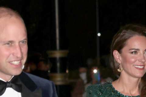 Kate Middleton looks radiant in green as she and William meet guests at Royal Variety amid Meghan’s ..