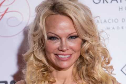 Pamela Anderson writes to Boris Johnson to demand a Royal change