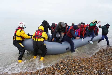 France is REFUSING to allow British boots on Calais beaches to stop migrant crossings, Priti Patel..