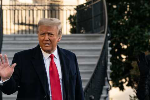 Court Urged to Let Jan. 6 Panel See Trump White House Files