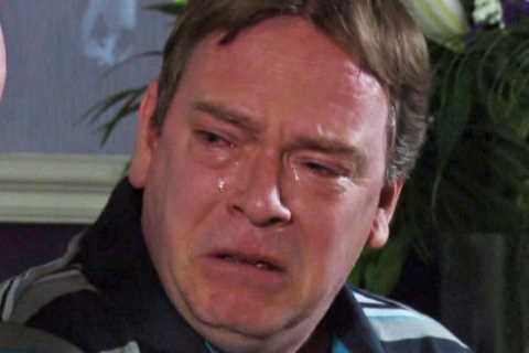 I’m A Celeb fans furious as EastEnders’ Adam Woodyatt and Corrie’s Simon Gregson STILL haven’t..