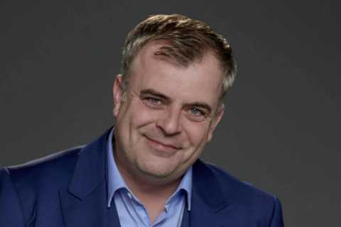 I’m A Celeb star Simon Gregson’s feud with Liam Gallagher that saw Oasis rocker CHASE him down the..