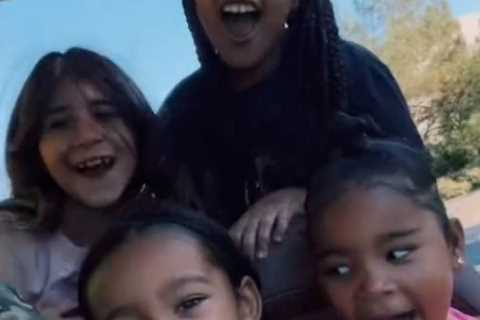 Kim Kardashian’s daughters North, 8, and Chicago, 3, joke around with cousins Penelope, 9, and True,..