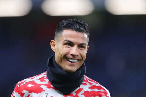 Cristiano Ronaldo donates signed Man Utd shirts to pop star Pink to give as Christmas gifts to..