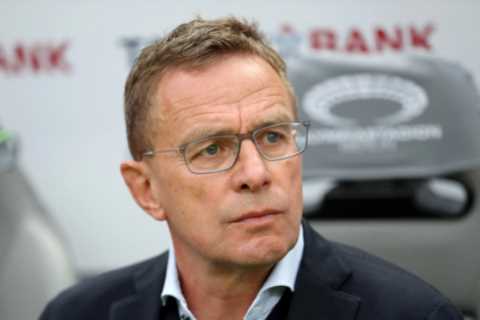Moyes, Van Gaal, Mourinho and Solskjaer all tried the poisoned Man Utd manager job chalice… good..