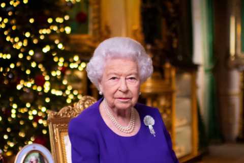 Channel 4 launches audacious bid to steal Queen’s Christmas speech from BBC after royal rows