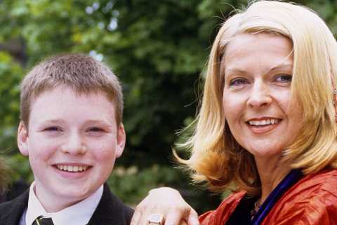 The Bodyguard star Richard Madden unrecognisable in ‘fat and shy’ pics from his bullied schooldays