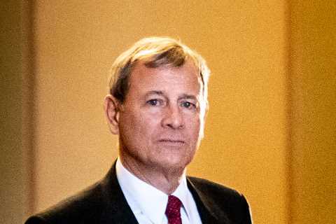 Roberts Searches for Middle Ground in Abortion Case