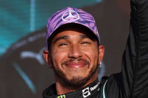 ‘Max doesn’t give a f***’ – Lewis Hamilton ‘continually drops subtle little digs’ in Verstappen..