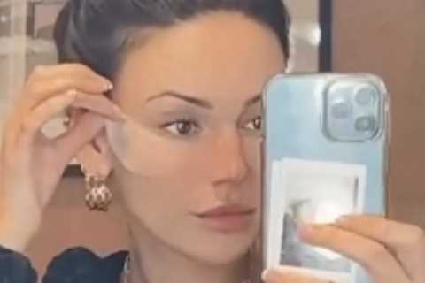 Make-up free Michelle Keegan stuns as she enjoys pamper session in her dressing room