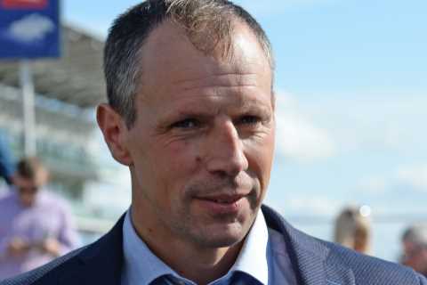 Trainer Iain Jardine deletes controversial tweet amid Bryony Frost vs Robbie Dunne case after..