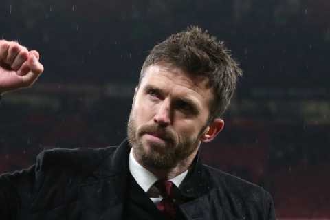 ‘He can be a top coach’ – Bruno Fernandes predicts Michael Carrick has future in management after..