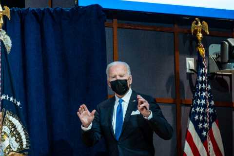Emphasizing Tests, Biden Vows to Fight Omicron With ‘Science and Speed’