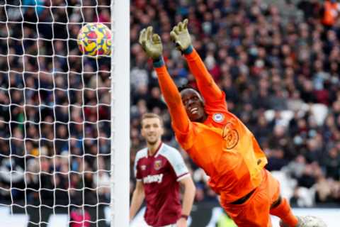 West Ham 3 Chelsea 2: Mendy concedes twice from nightmare errors as Blues lose thriller and slip up ..