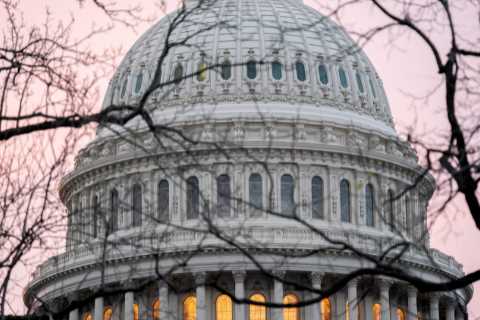 Lawmakers Strike Spending Deal but Government Shutdown Still Looms
