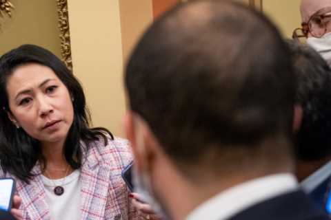 How Stephanie Murphy, a Holdout on Biden’s Agenda, Helped Salvage It