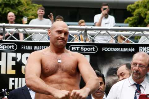 ‘Let’s see who loses first fat boy’ – Tyson Fury reveals private message he claims Anthony Joshua..