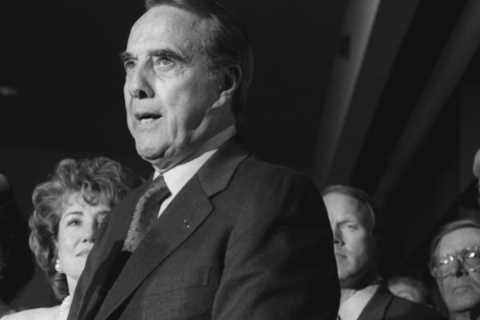 A Chicken-Fried McGovern, Newt’s Good Ideas and the Senate Zoo: A Dole One-Liner Sampler