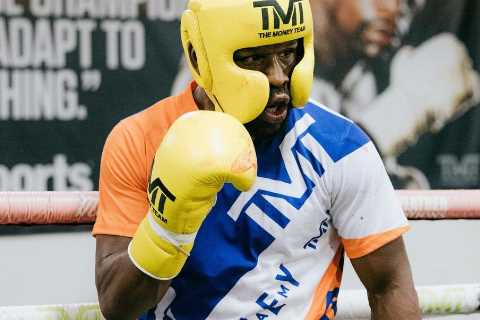 Floyd Mayweather forgets which Paul brother he fought and says only training he did for $100m..