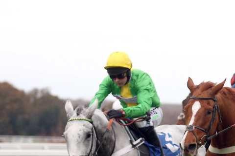 Five best bets between now and Christmas for cracking festive racing schedule