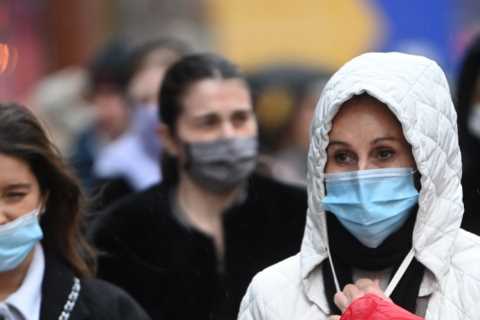 New Year lockdown can’t be ruled out as Omicron cases set to peak in January, warns Prof Lockdown