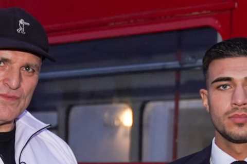 ‘Complete idiot’ – John Fury says 17st man punched son Tommy ‘bare knuckle’ in the ribs which..