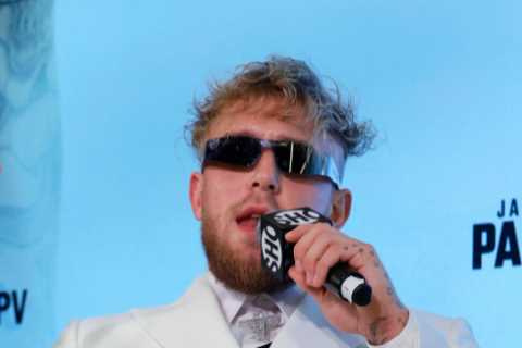 Jake Paul calls out Tiger Woods as golfing legend tops Google’s 10-most searched athletes in 2021