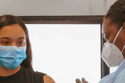 F.D.A. Authorizes Pfizer Boosters for 16- and 17-Year-Olds