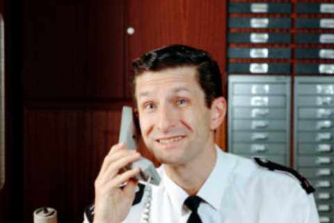 The Bill’s Reg Hollis actor Jeff Stewart looks unrecognisable decades after police drama debut