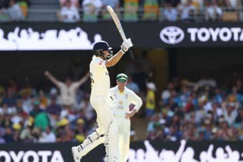 England end day three on 220-2 as Joe Root sets new record and leads incredible fight back to keep..