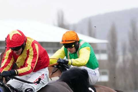 Evan Williams takes Cheltenham feature as Coole Cody gets revenge but Sam Twiston-Davies steals..