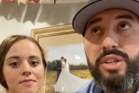 Jinger Duggar &amp; husband Jeremy Vuolo slam Josh as a ‘hypocrite’ and call child sex abuse ‘most..