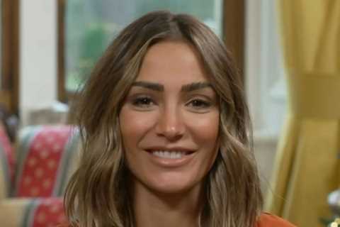 I’m A Celeb’s Frankie Bridge reveals secret signal she used to tell son Carter, 6, she loves him –..