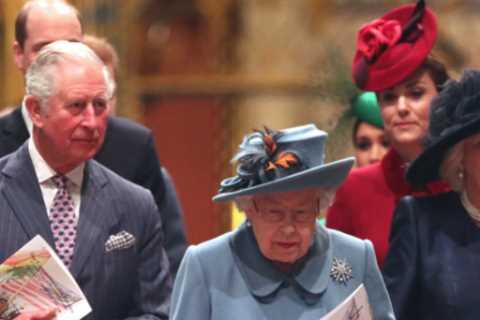 The Queen will have a ‘formal’ Christmas celebration with Prince Harry and Meghan Markle, expert..
