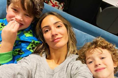 I’m A Celeb’s Frankie Bridge reunites with her sons after sparking pregnancy rumours on her last..