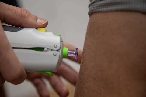 Jab-FREE Covid vaccine that ‘gives protection’ against variants being trialled in UK