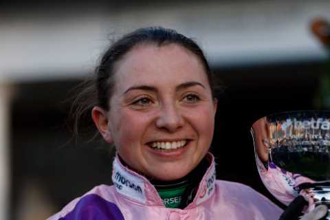 Bryony Frost says surge of support from Sandown punters convinced her she was right to take on..