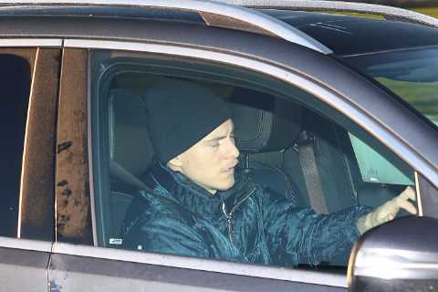Man Utd stars return to training after Covid outbreak including Victor Lindelof following worrying..