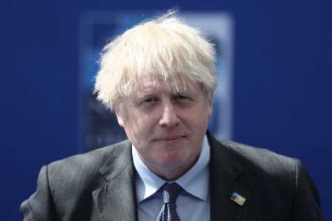 Boris Johnson hosted Downing Street Christmas quiz on Zoom last year before ‘No10 staff were told..