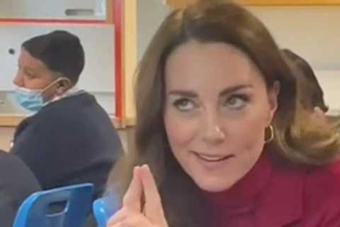 Awkward moment Kate Middleton appears to roll her eyes after being asked about Meghan Markle and..