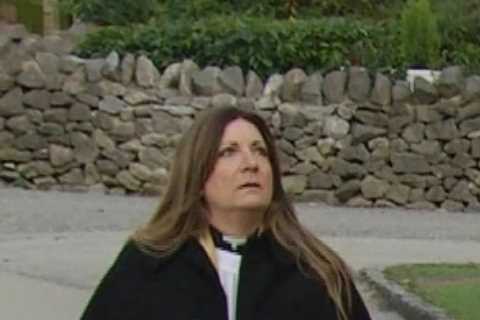 Emmerdale spoilers: Vicar Harriet Finch makes a decision about her job after Christmas service