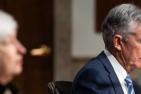 Federal Reserve Will Pull Back Economic Help More Quickly as Inflation Accelerates