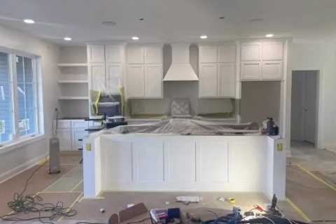 Teen Mom Kailyn Lowry shows off before &amp; after photos of new kitchen in Delaware mansion as..