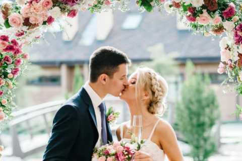Brits will soon be able to get married outdoors after alfresco weddings proved a hit during lockdown