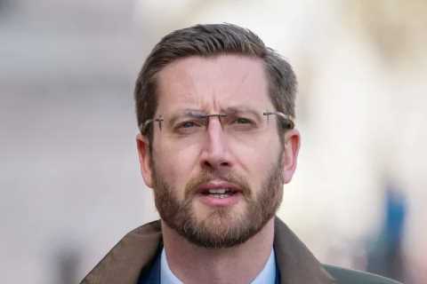 No10 probe into Christmas lockdown parties collapses into farce as inquiry boss quits after his own ..