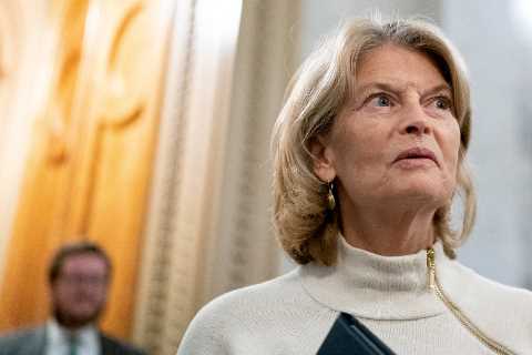 Congress Ends ‘Horrible Year’ With Divisions as Bitter as Ever