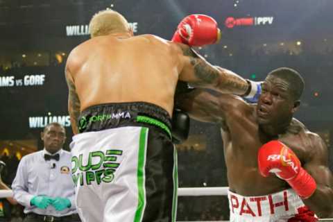 Ex-NBA star Deron Williams beats NFL legend Frank Gore in wild boxing exhibition on Jake Paul vs..